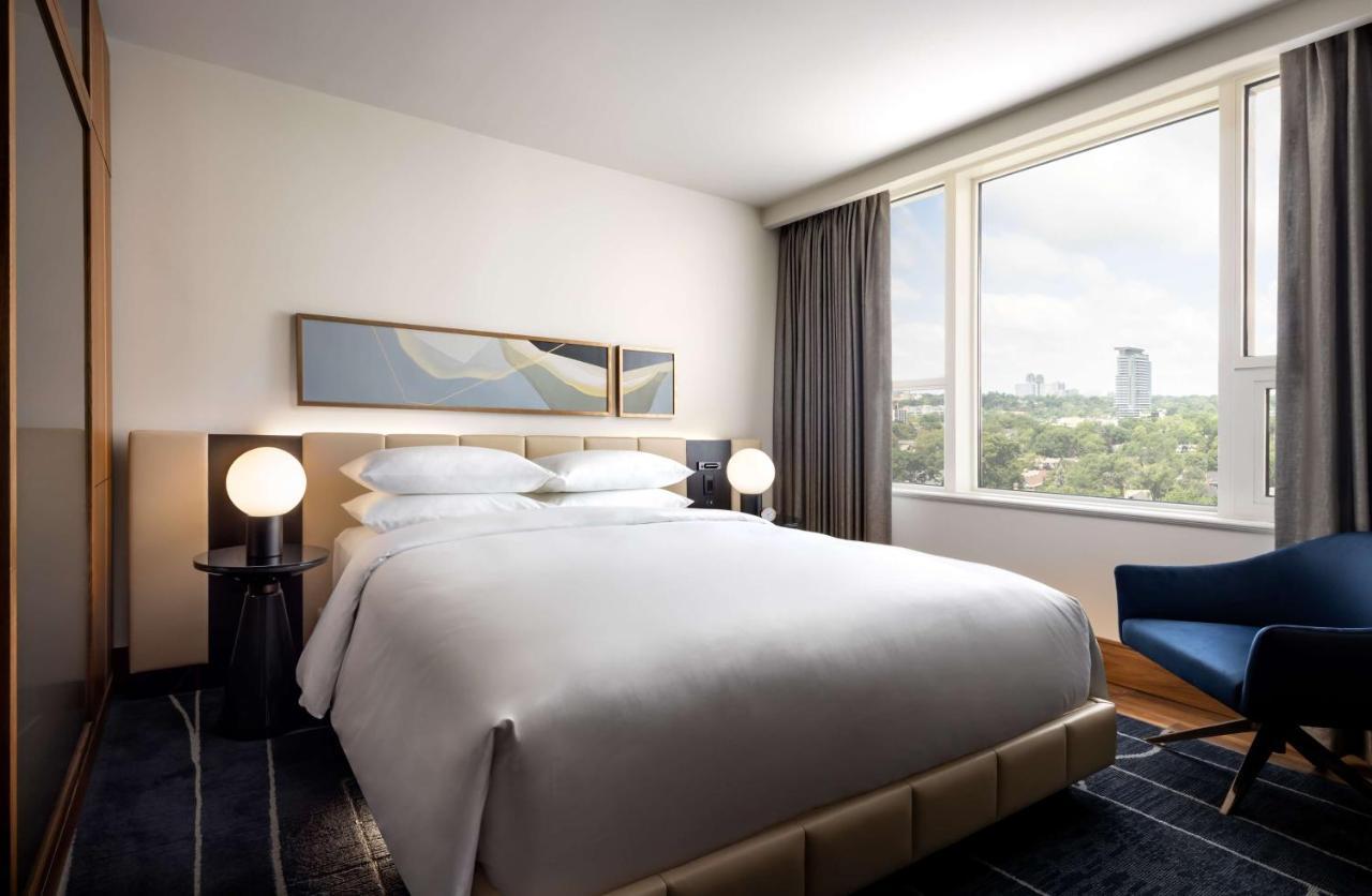 Park Hyatt Toronto Hotel Exterior photo